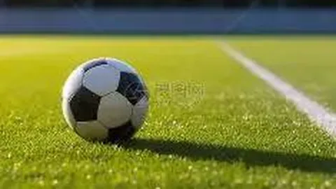 FIFA历届最佳男足球员榜单揭晓：梅罗争霸，巅峰对决！