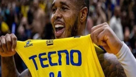 “足协应承担职责，避免邵佳一成替罪羊事件延续！”